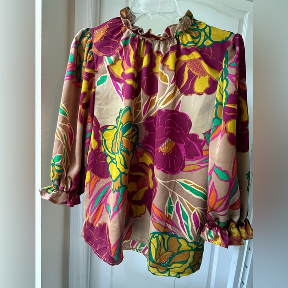 ENTRO Floral Ruffle Neck Blouse in Mustard, Green & Berry SM - Picture 7 of 8